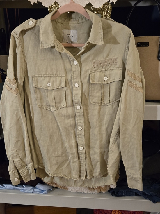 Rails Tops - Rails Women's Casual Button-Down Shirt in Khaki